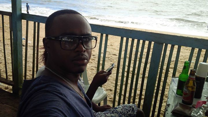 Image de Rencontres. Pseudo: Armel Je vis à: Libreville Age: 29 ans À propos: Mes amis m'appellent Melo, je suis un homme plus un garçon. Je suis en fin d'études et j'ai un emploi stable. Objectif: Je suis ici pour croiser du monde pourquoi pas croiser ma femme et mon meilleur ami ici? Plus: ...